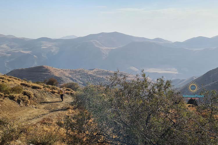Hiking Aghjots and Havuts Tar monasteries