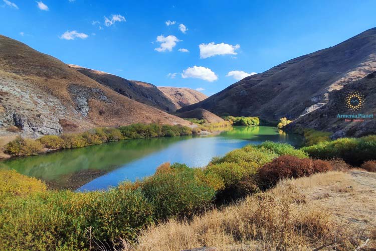 Nameless Lake of Kapuyt