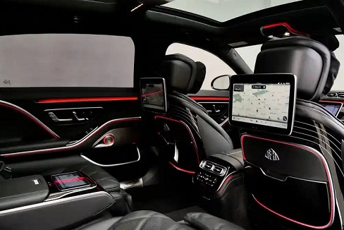 Ultra-luxury sedan