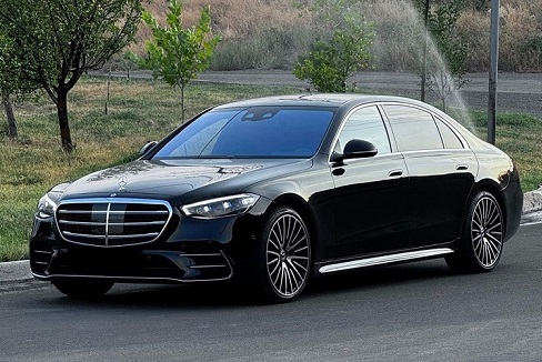 Luxury sedan-new